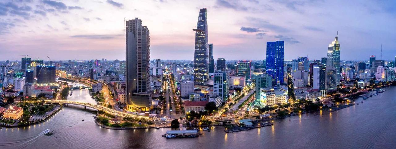 Reddoorz Lucky Lien Phuong Khách sạn TP. Hồ Chí Minh